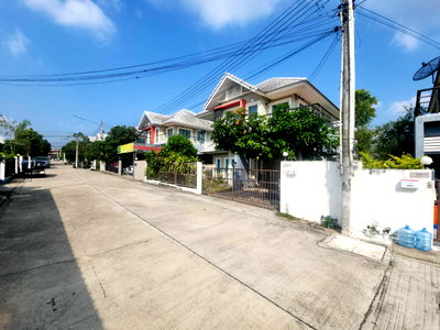Houses for sale Ammata City Industrial Estate : HOME 57.9 Sq.w. Si Racha Chonburi for 3.2M