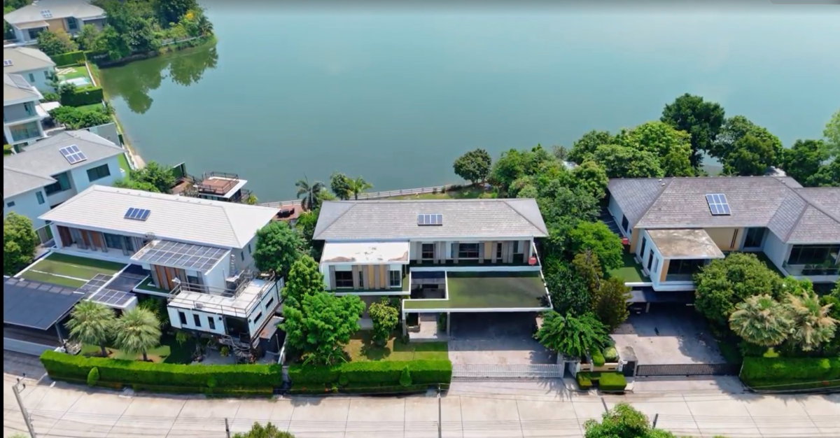 รูป ขายบ้านริมทะเลสาบ Perfect Masterpiece Lakeside (297.6 ตร.ว.) บรรยากาศส่วนตัว สไตล์รีสอร์ท - รูปที่ 2/20