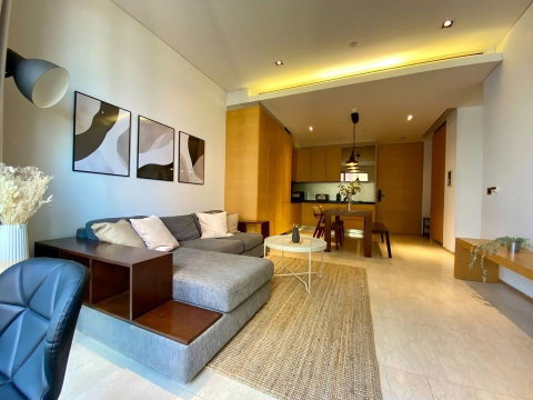 The Bangkok Sukhumvit 43 ปล่อยเช่า ห้องสภาพดี ตกแต่งสวย 2 ห้องนอน 2 ห้องน้ำ ใกล้ BTS