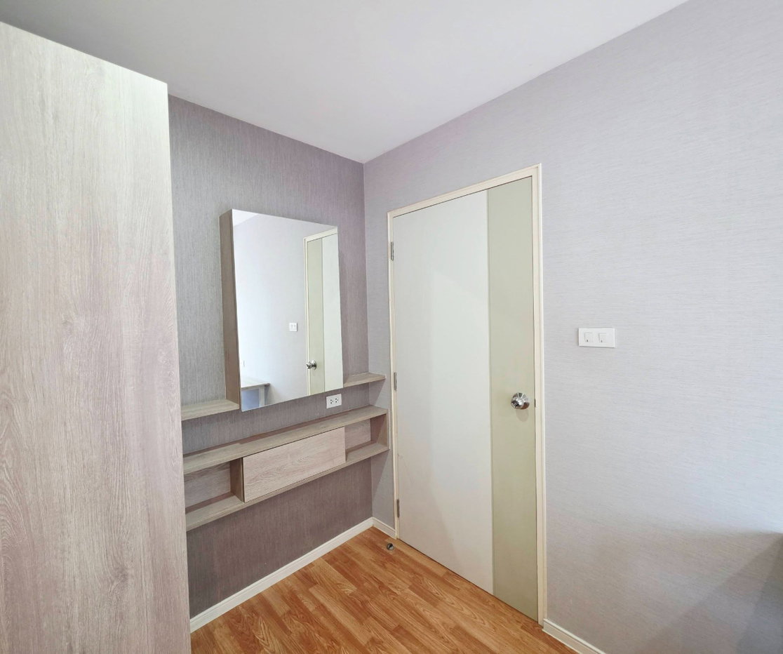 picture Code: KJ7615  for rent Lumpini Ville Sukhumvit 76 - Bearing Station Phase 2 // Line ID: @kjcondo (with @) // - 4/13