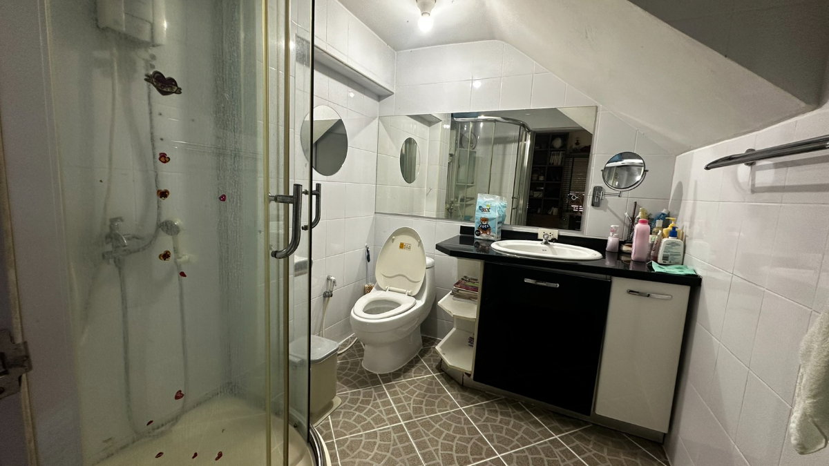 รูป ขายบ้านเดี่ยว บ้านมัณฑิกา บางบอน–เพชรเกษม ขนาดใหญ่ 115 ตร.ว. พื้นที่ใช้สอยประมาณ 300 ตร.ม. ต่อเติมครบ พร้อมเฟอร์นิเจอร์บิ้วอินทั้งหลัง ราคา 8.5 ล้าน - รูปที่ 19/21