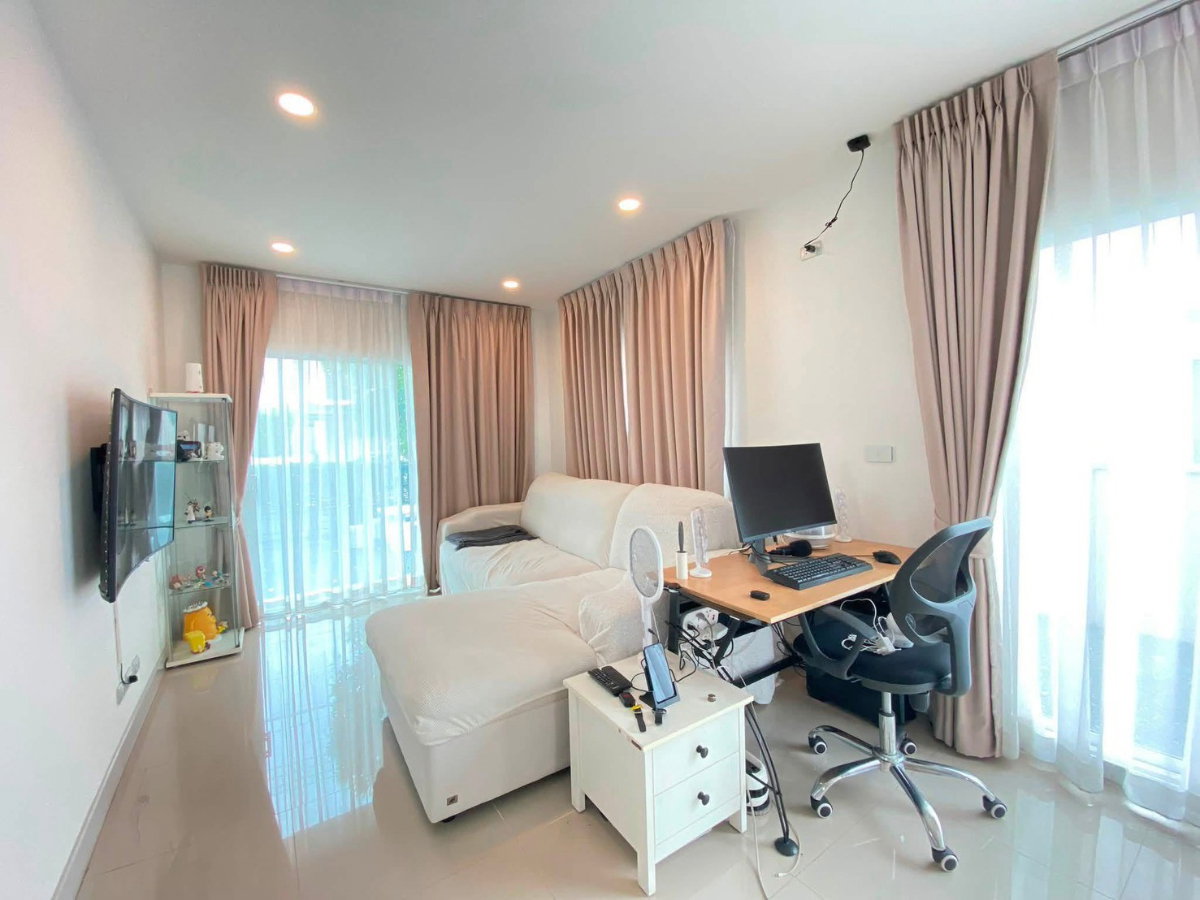 รูป 🏡 ให้เช่าบ้านเดี่ยว 2 ชั้น CENTRO พหลฯ-วิภาวดี 1 3 ห้องนอน 3 ห้องน้ำ พร้อมเฟอร์นิเจอร์และเครื่องใช้ไฟฟ้าครบ หลังฟิวเจอร์พาร์ค - รูปที่ 9/20
