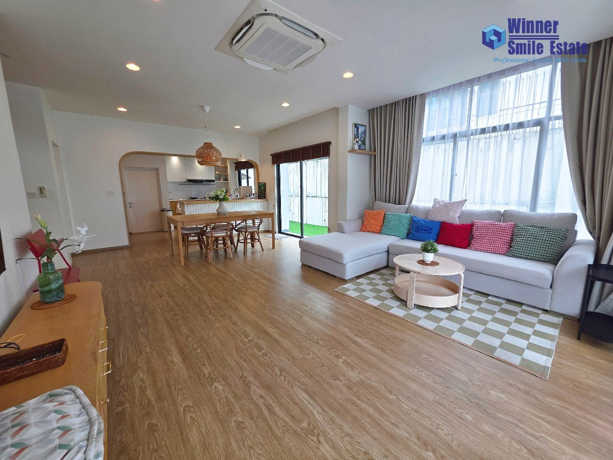 picture For Rent : 2-Story Detached House, Setthasiri Pattanakarn 87 (Phase 1), Corner Unit - 1/10