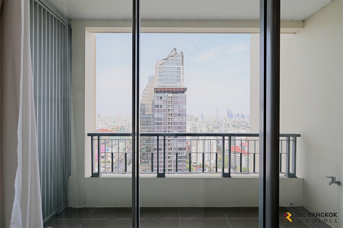 picture Q Asoke near MRT Phetchaburi Station High-potential Location, Not as Expensive as You Think - 2/10