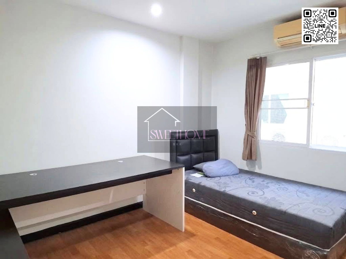รูป ขาย บ้าน 3 ชั้น ใกล้ BTS บางหว้า | เดอะ เมทโทร พาร์ค สาทร บ้านพร้อมอยู่ ฟังก์ชันครบ เหมาะสำหรับครอบครัวที่ต้องการพื้นที่ใช้สอยแบบลงตัว - รูปที่ 6/8