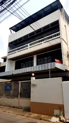 Office for rent สถาบันเทคโนโลยีไทย-ญี่ปุ่น : Thailand Office for rent 0 Rai 0 Ngan 90 Square Wah  45000 THB per month.