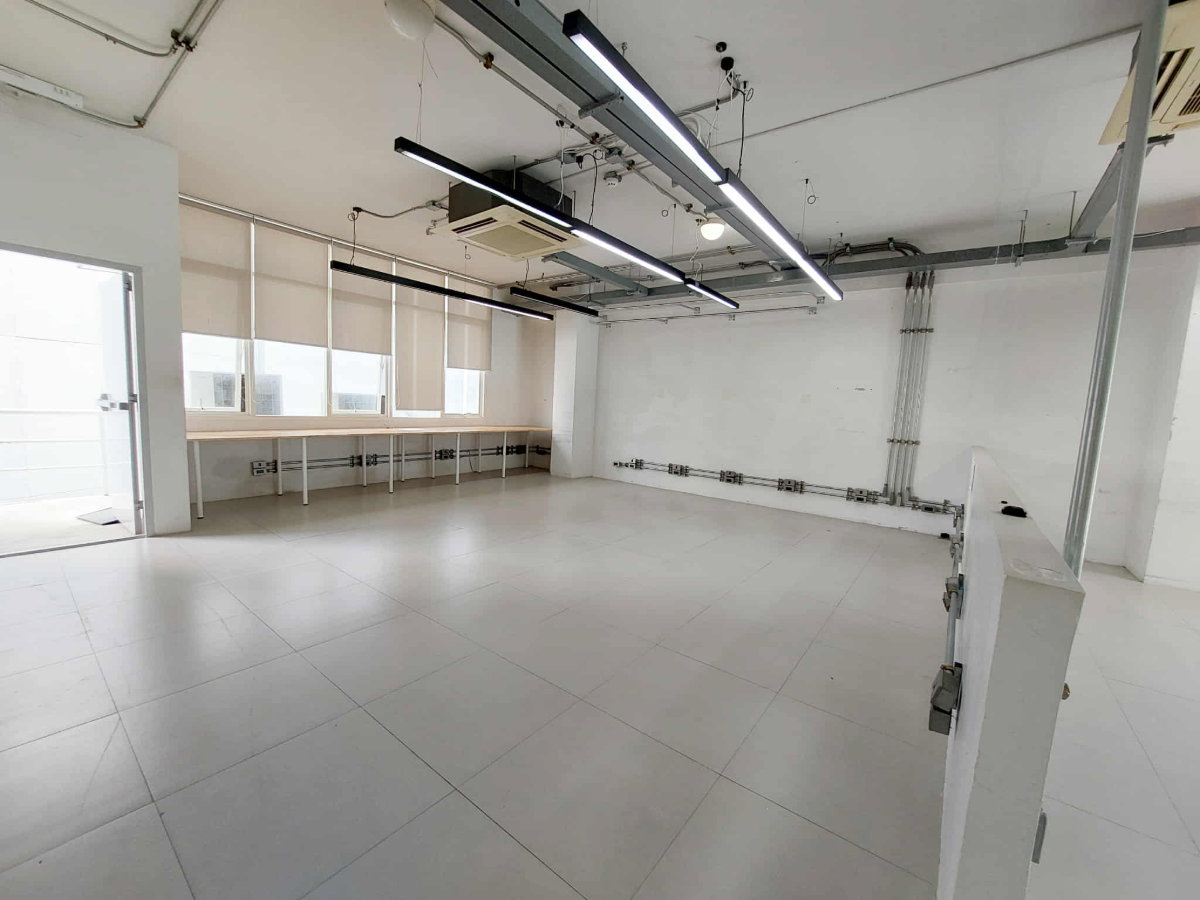 รูป ให้เช่าอาคารสำนักงาน 7 ชั้นทั้งหลัง พร้อมลิฟต์ | นราธิวาส 15 สาทร | พื้นที่ 1,285 ตร.ม. - รูปที่ 25/37