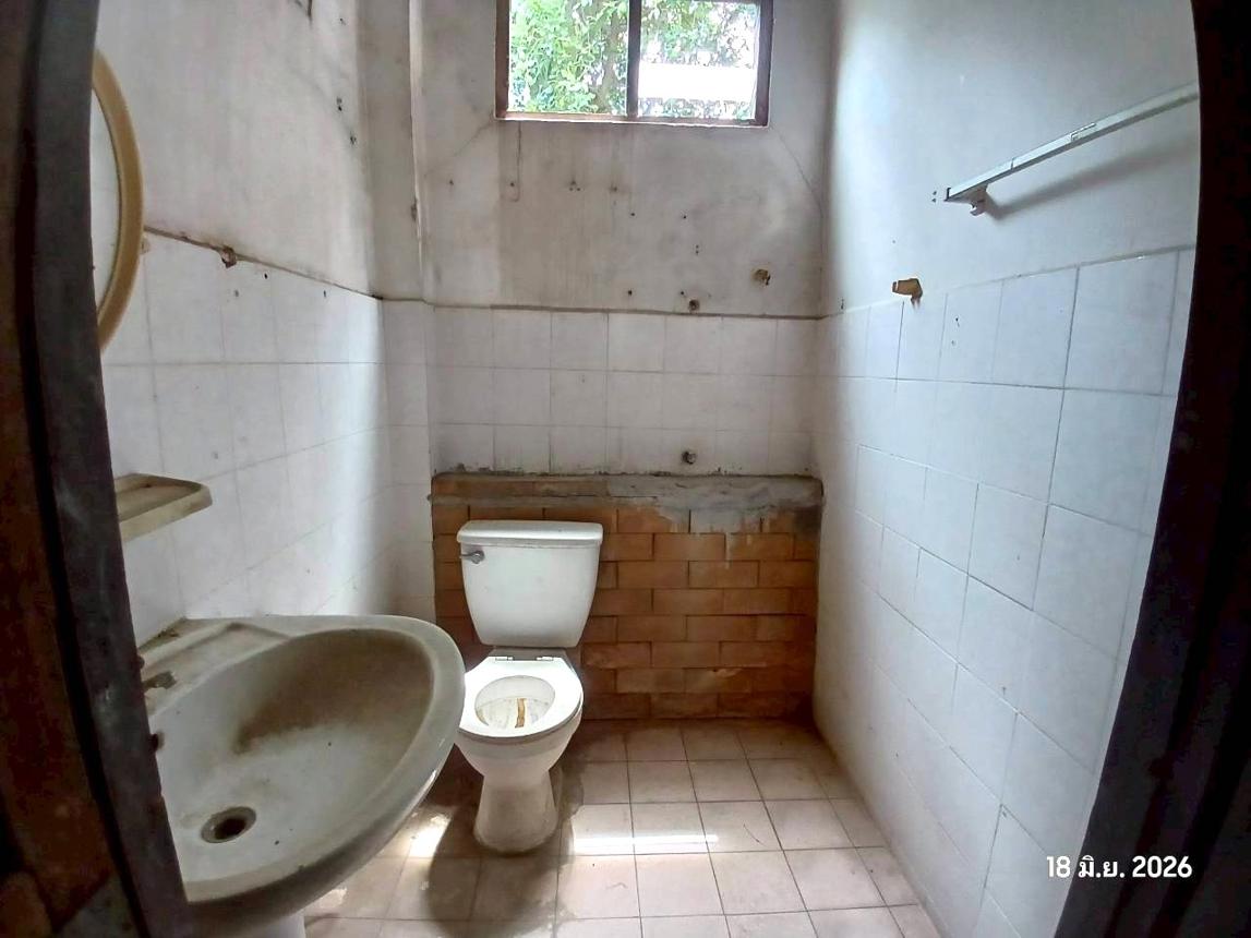 picture HOME 100 Sq.w. Chom Thong Chiang Mai for 1.3M - 32/37