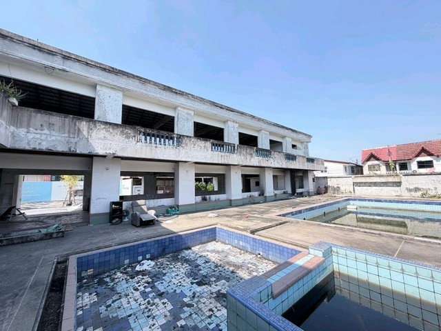 picture Thailand Office for rent 1 Rai 2 Ngan 31 Square Wah 70000 THB per month. - 7/8