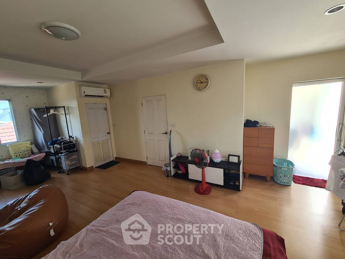 รูป ขายทาวน์เฮาส์ 3 ห้องนอน 311 ตร.ม. HALLMARK HOME OFFICE ใกล้ BTS อ่อนนุช (ID 3252269) - รูปที่ 6/11
