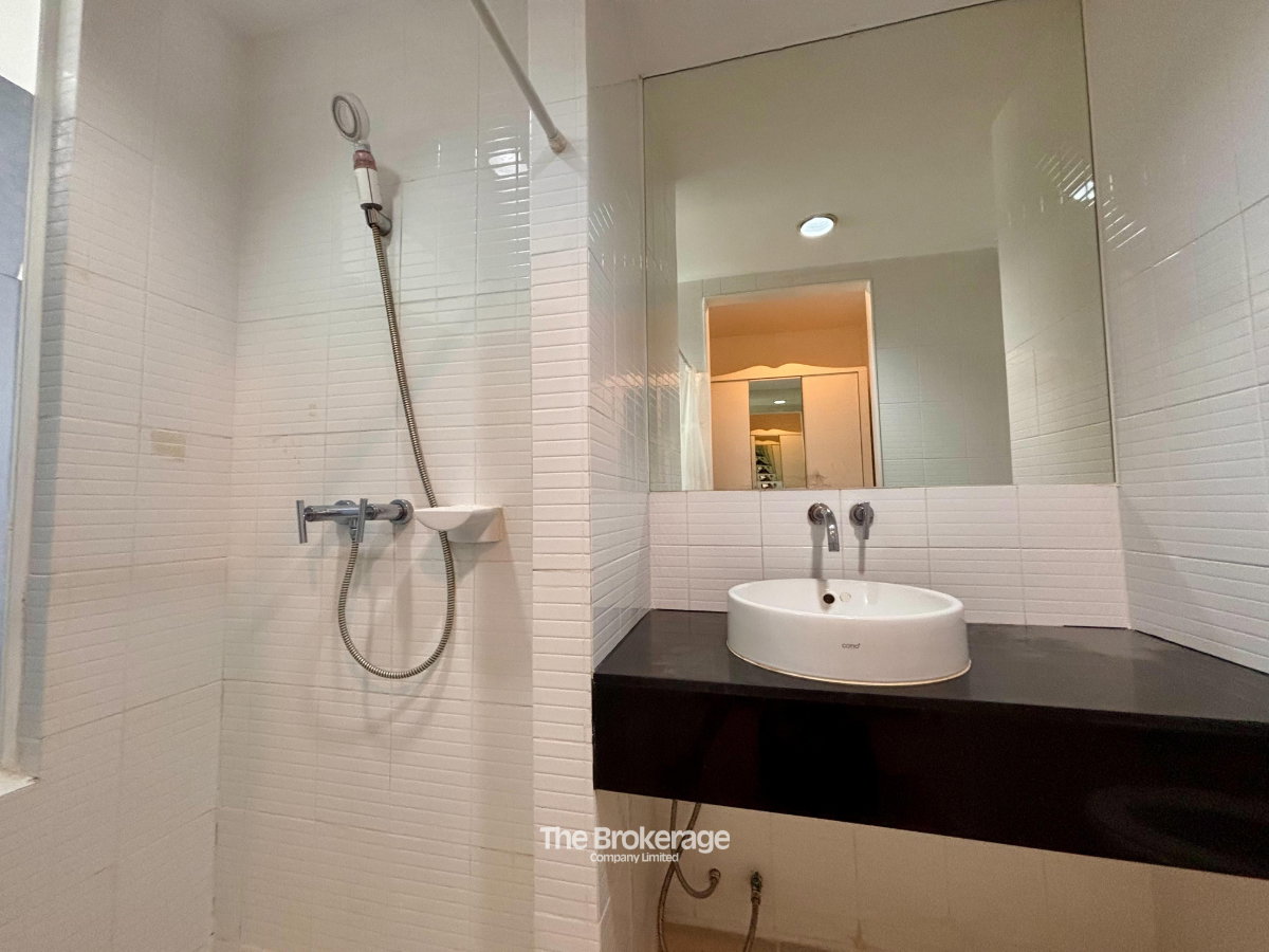 รูป ขายด่วน! คอนโด ไอดีโอ ลาดพร้าว 5 (Ideo Ladprao 5) 1 ห้องนอน 1 ห้องน้ำ 33 ตร.ม. 2.80 ล้านบาท ติดต่อไลน์ : @thebrokerage - รูปที่ 12/13