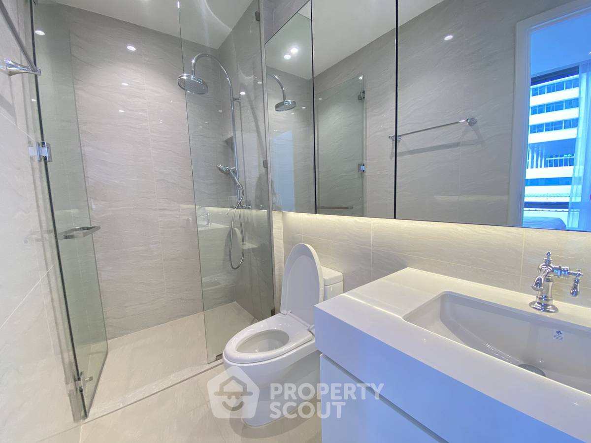 picture 2-BR Condo At Muniq Langsuan Near BTS Ratchadamri (ID 3032830) - 18/29
