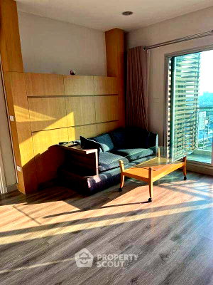 Condos for rent : 2-BR Rhythm Charoenkrung Pavilion Near BTS Saphan Taksin (ID 3097378)