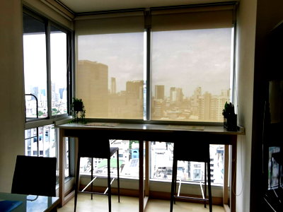 Condos for rent : Rhythm Ratchada : in front of MRT Ratchada / Near The Street Ratchada, Esplanade Ratchada, Big C Ratchada //// Interested, can help Negotiate