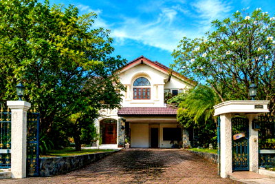 บ้านเดี่ยว ถนนศรีนครินทร์ : ขาย บ้านเดี่ยว ราคาดีที่สุด ลดาวัลย์ ศรีนครินทร์ ขนาด 167 ตรว✨ บ้านเดี่ยวแปลงที่ดินขนาดใหญ่ บนถนนศรีนครินทร์ ใกล้ BTS ศรีแบริ่ง 600 เมตรจากหน้าโครงการ