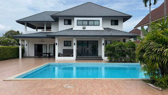 Pool villa for sale in Pattaya, Park Hill (Nong Yai 2), Bang Lamung, Chonburi.