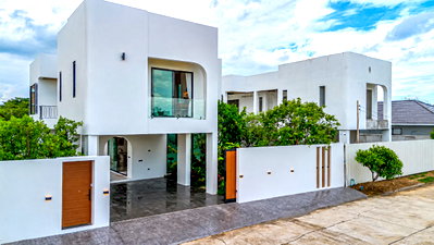 บ้านเดี่ยว ไปรษณีย์หางดง  : 🏡✨ ขายพูลวิลล่าหรู 2 ชั้น พร้อมสระว่ายน้ำส่วนตัว โครงการรัตนสิรินวิลล์ (RS2) หางดง เชียงใหม่ ✨🏡