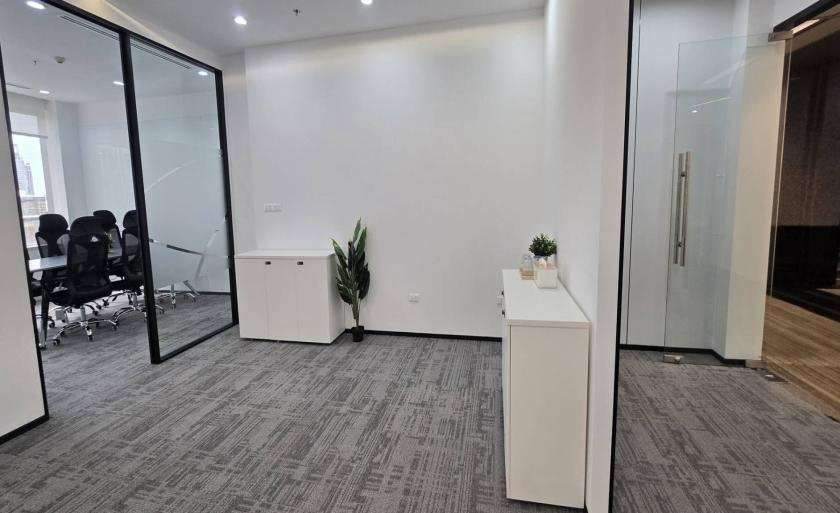 picture LTH16111 - Office Space for Rent Witthayu | 95 sq.m. | CRC Tower | All Seasons Place | 132,050 THB - 6/6