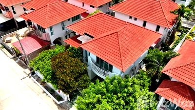 Houses for sale : 3 Bedroom Villa for sale at Porjai Village Samui  6734713