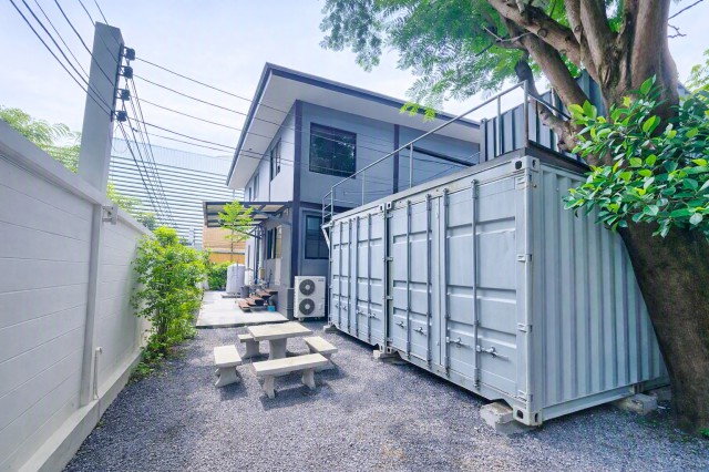รูป อาคารสำนักงาน คาเฟ่ลับ 2 ชั้น สไตล์โมเดิร์นลอฟท์ 6นอน 3น้ำ MRT บางรักน้อยท่าอิฐ 630 ม. ใกล้ตลาดท่าอิฐ 720 ม.  ครึ่งไร่ 200ตร.ว.  640ตร.ม. - รูปที่ 3/8