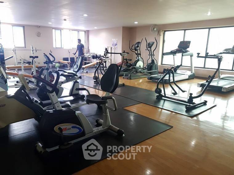 picture 2-BR Condo At Ratchada Orchid Near MRT Sutthisan (ID 372964) - 7/10