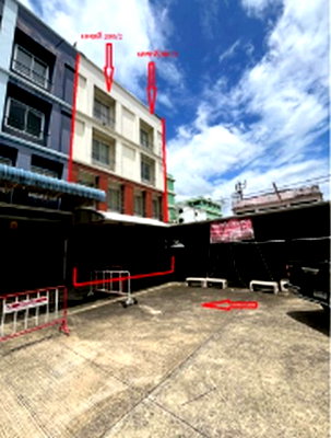 Shophouses for sale Phutthamonthon Sai 5 Road  : Thailand commercial building for sale 0 Rai 0 Ngan 42 Square Wah 8090000 Baht.