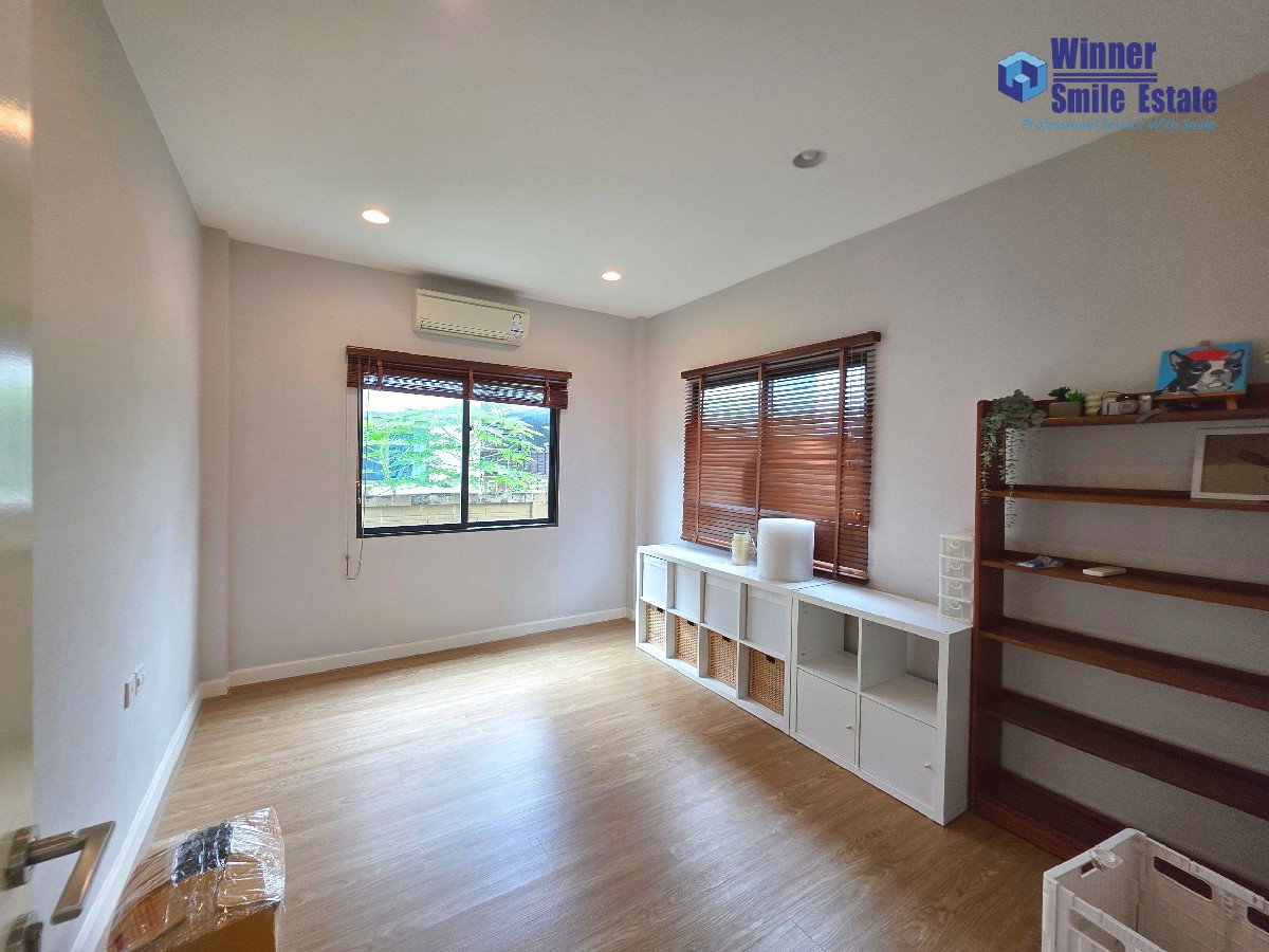 picture For Rent : 2-Story Detached House, Setthasiri Pattanakarn 87 (Phase 1), Corner Unit - 6/10