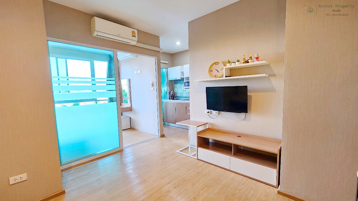 รูป คอนโด  ห้องกว้าง สภาพใหม่ ทำเลดี ใกล้สนามบินเชียงใหม่  เฟอร์ครบ พร้อมอยู่ มีสระว่ายน้ำ ระบบรักษาความปลอดภัยดีเยี่ยม - รูปที่ 2/10