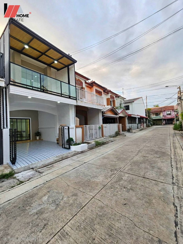 รูป หมู่บ้านปิยวรารมย์ เฟส 1 (ซอย 1/14)ทาวน์เฮ้าส์รีโนเวทใหม่ พร้อมอยู่ ทำเลดีใกล้ตลาดอิคิว บางบัวทอง - รูปที่ 5/21
