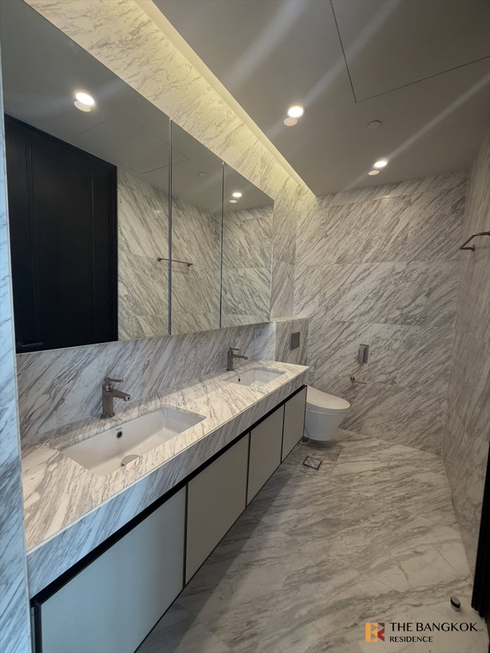 รูป เช่าคอนโด Rare Unit 💎 The Residences 38, Ultra-Luxury Private Residences 💎 ติด BTS ทองหล่อ เพียง 40 ม. - รูปที่ 16/17