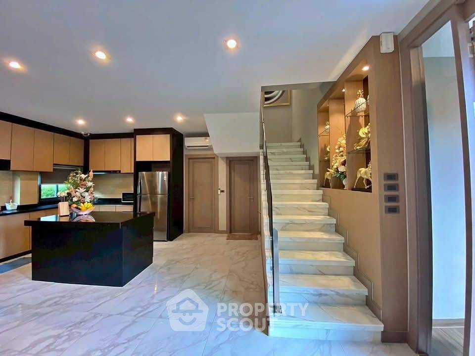 รูป บ้านเช่า 4 ห้องนอน ขนาด 342 ตร.ม. Madcha Nirvana Pattaya (ID 3256055) - รูปที่ 8/24