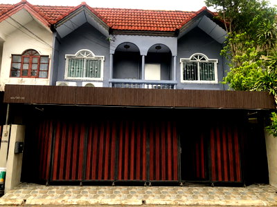 ทาวน์โฮม กรุงเทพมหานคร : ขายทาวน์เฮาส์2ชั้น ติดเลียบด่วนรามอินทรา
