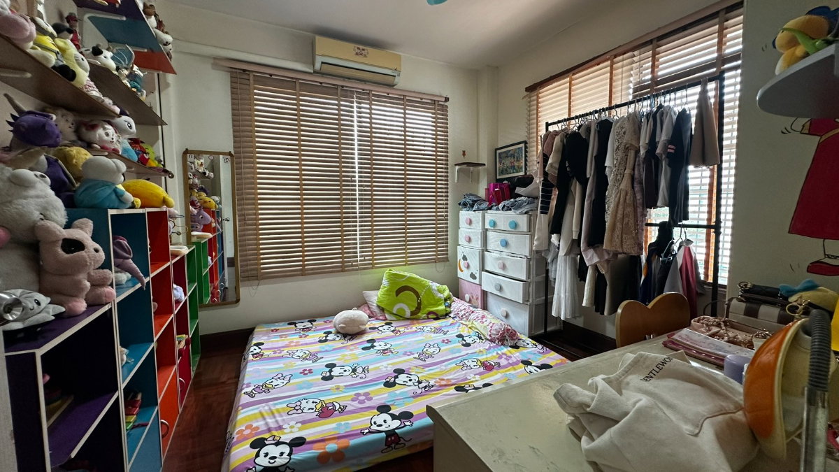 รูป ขายบ้านเดี่ยว บ้านมัณฑิกา บางบอน–เพชรเกษม ขนาดใหญ่ 115 ตร.ว. พื้นที่ใช้สอยประมาณ 300 ตร.ม. ต่อเติมครบ พร้อมเฟอร์นิเจอร์บิ้วอินทั้งหลัง ราคา 8.5 ล้าน - รูปที่ 15/21