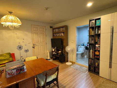 For rent: 40.43 sqm, 1 bedroom, 1 bathroom condo at The Nice City Ladprao 130. Price: 12,000 baht. Contact: Tel. 0894282491, Line ID: jeabmona