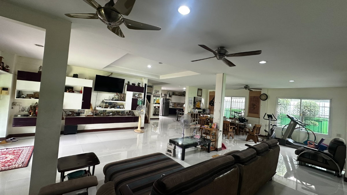 รูป ขายบ้านเดี่ยว บ้านมัณฑิกา บางบอน–เพชรเกษม ขนาดใหญ่ 115 ตร.ว. พื้นที่ใช้สอยประมาณ 300 ตร.ม. ต่อเติมครบ พร้อมเฟอร์นิเจอร์บิ้วอินทั้งหลัง ราคา 8.5 ล้าน - รูปที่ 4/21