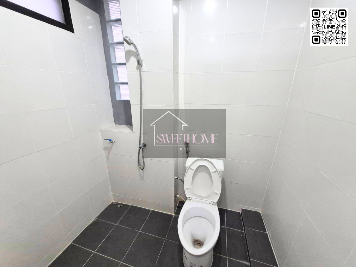 picture Office for rent in Rama3 with enough parking lots - 2/6