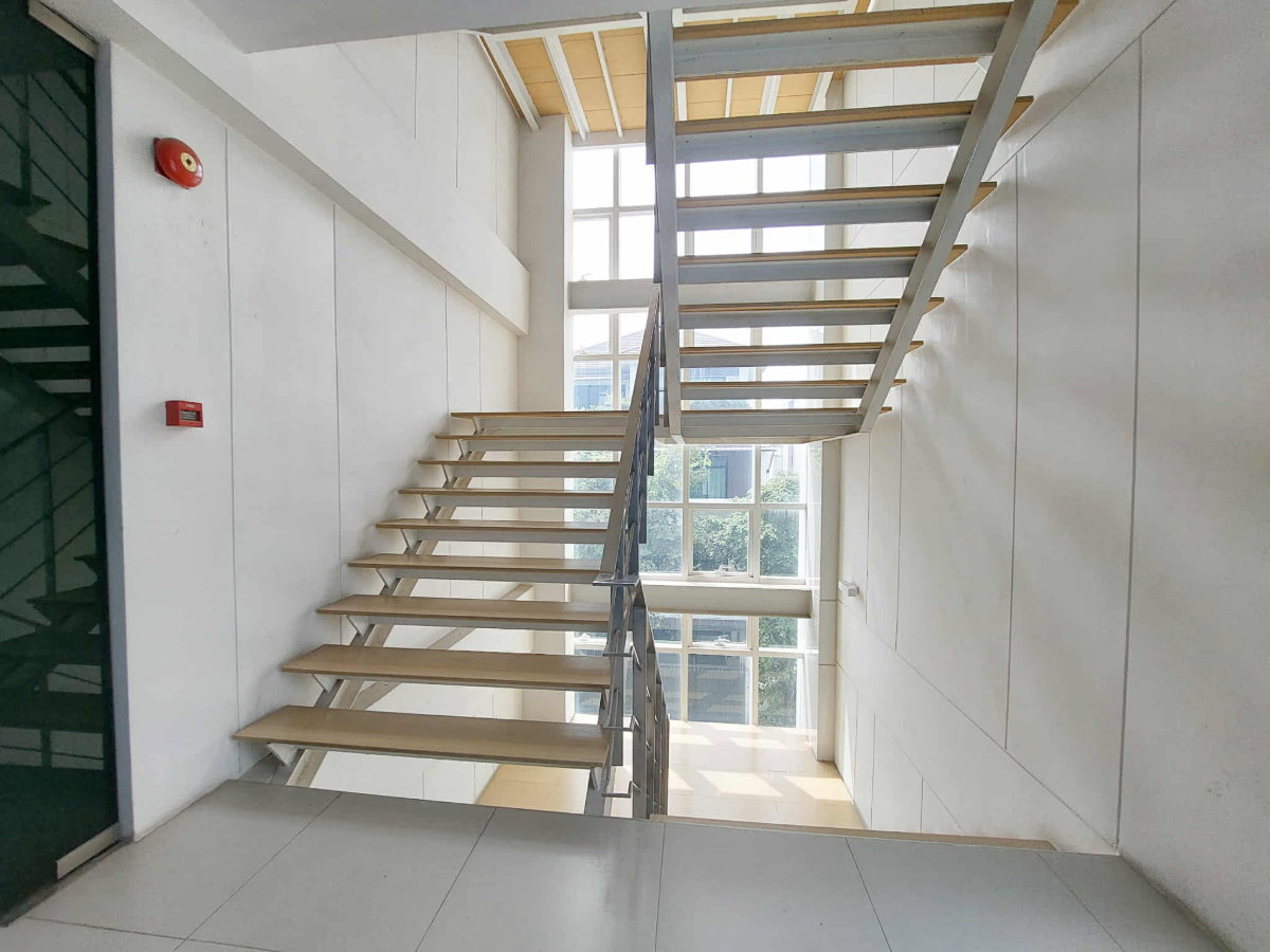 รูป ให้เช่าอาคารสำนักงาน 7 ชั้นทั้งหลัง พร้อมลิฟต์ | นราธิวาส 15 สาทร | พื้นที่ 1,285 ตร.ม. - รูปที่ 27/37
