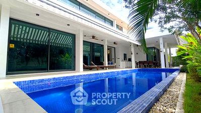 Houses for sale : Pet-Friendly 3-BR Villa 445 Sqm At La Lua Resort Hua Hin (ID 3252221)