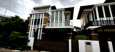 เช่าบ้านเดี่ยว สำนักงานสรรพากรพื้นที่กรุงเทพมหานคร 7 : 📌 ให้เช่าบ้านเดี่ยว 3 ชั้น บ้านกลางกรุง เดอะ นีซ รัชวิภา 3 ห้องนอน 5 ห้องน้ำ
