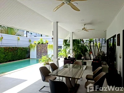 Houses for sale : 2 Bedroom Villa for sale in Rawai, Phuket  6737280