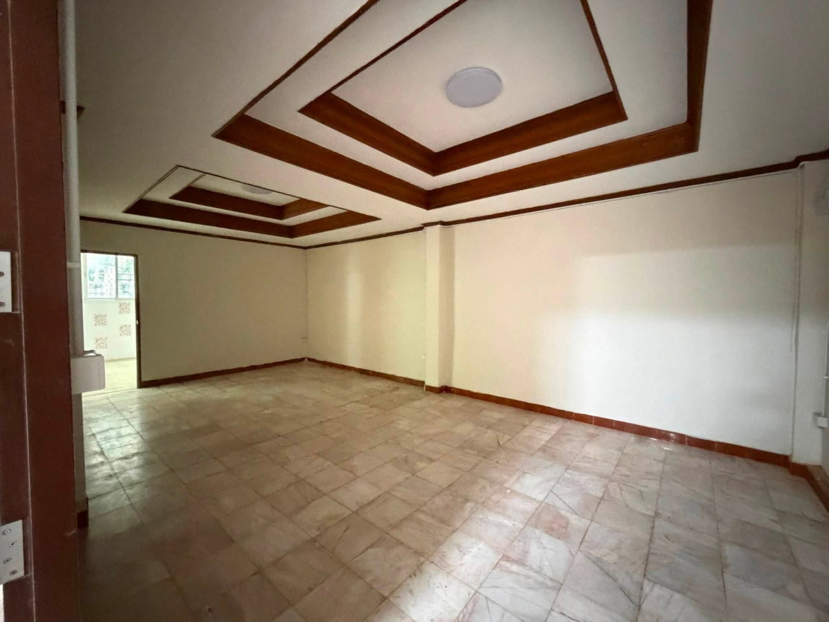 รูป ให้เช่า บ้านเดี่ยว พหลโยธิน 52 ซอยร่วมใจ 5 | 264 ตร.ม. | 4 ห้องนอน | จอดรถ 6 คัน - รูปที่ 6/22