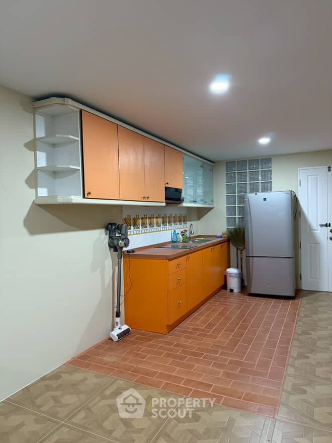 รูป คอนโดสองห้องนอน Waterford Park Rama 4 ใกล้ BTS พระโขนง (ID 2433986) - รูปที่ 4/9