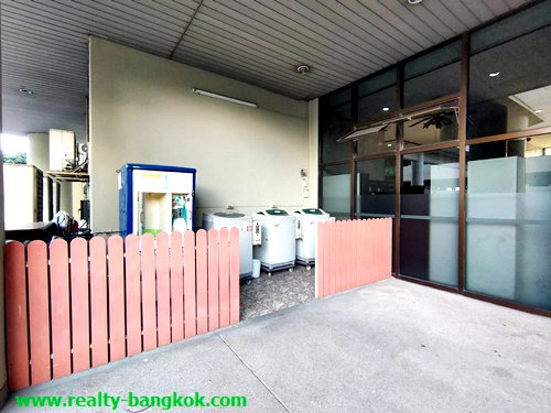 รูป ให้เช่า บางนาคอมเพล็กซ์ เรสซิเดนเชียล ห้องใหญ่ 120 ตร.ม. ใกล้เซ็นทรัลบางนา 500 เมตร/ 5 นาทีถึง MRT ศรีอุดม เฟอร์ครบ พร้อมอยู่ (มีที่ชาร์จ EV ในอาคาร) - รูปที่ 26/32