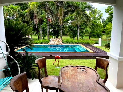 Houses for rent Chiang Mai : House for Rent with Private Pool & Lake View (Baan Nai Fan San Kamphaeng)