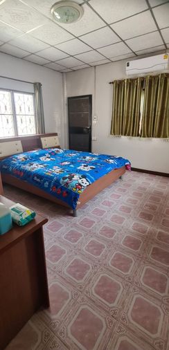 3-bed house for rent, 28 sq wah, Bang Khae
