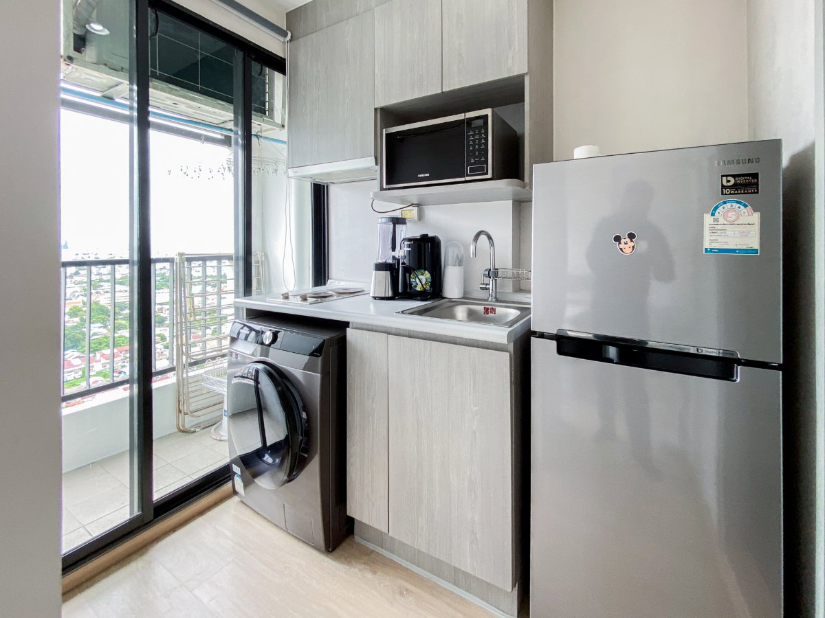 รูป 🏢 ขายไอดีโอ สาทร - ท่าพระ ใกล้ BTS โพธิ์นิมิตร ชั้น 29 ห้อง Studio ของแถมแน่น หิ้วกระเป๋าเข้าอยู่ได้เลย เพียง 1.81 ล้านบาท! 🏢 - รูปที่ 9/15