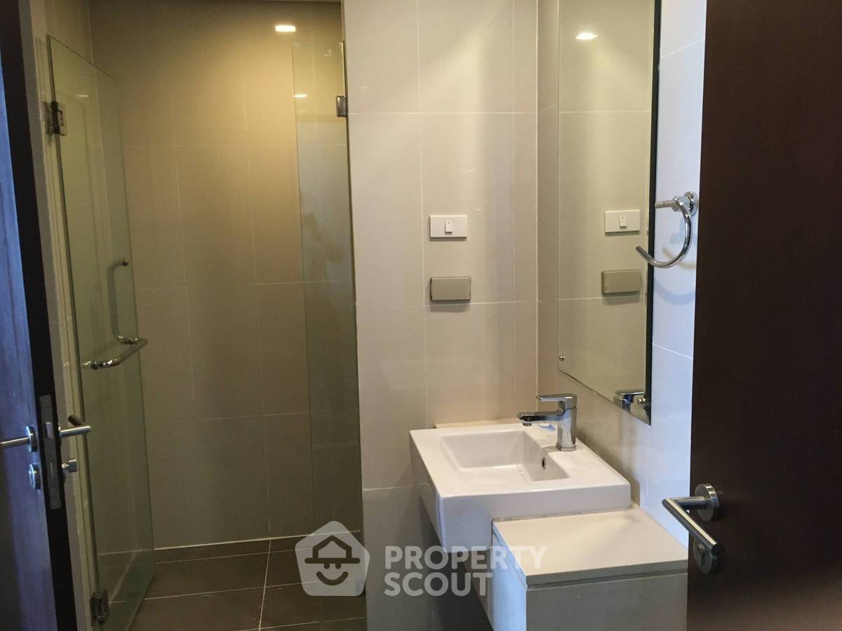 รูป ใกล้ BTS พระโขนง 200 ม. | คอนโด 1 ห้องนอน Le Luk Condominium (ID 709875) - รูปที่ 18/30