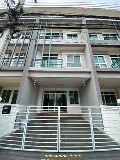 📌 For Sell Town house RUENRUEDEE 7 RAMINTRA - HATHAIRAJ 3-story 4 bedroom 3 bathroom