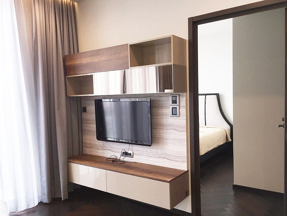 Call : 063-327-6279 Condo The Monument สนามเป้า ใกล้ BTS สนามเป้า 46.25 ตร.ม 1 ห้องนอน ชั้น11 วิวเมือง ตกแต่งครบพร้อมอยู่