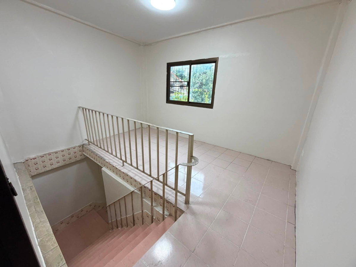 รูป ให้เช่า บ้านเดี่ยว พหลโยธิน 52 ซอยร่วมใจ 5 | 264 ตร.ม. | 4 ห้องนอน | จอดรถ 6 คัน - รูปที่ 12/22